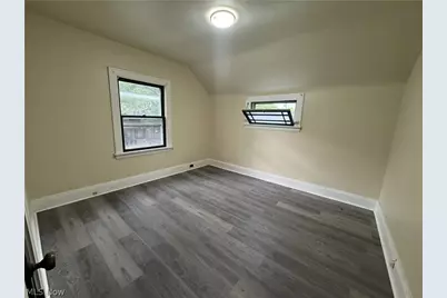 905 E 143rd Street, Loveland, OH 44110 - Photo 12