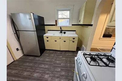 117 Kent Court, Akron, OH 44305 - Photo 8