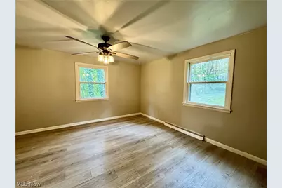 548 Winans Avenue, Akron, OH 44306 - Photo 10