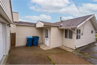 4214 Meadow Lane, Lorain, OH 44055 - Photo 30