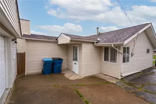 4214 Meadow Ln, Lorain, OH 44055 - Photo 30