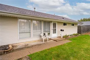 4214 Meadow Ln, Lorain, OH 44055 - Photo 28