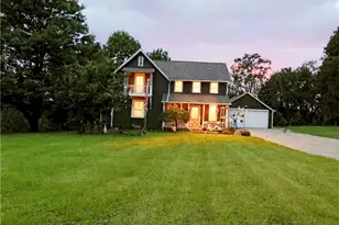 611 Mill St SE, Canton, OH 44707 - Photo 2