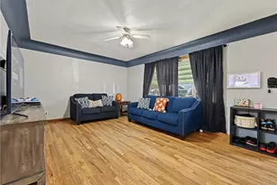 553 Judith Ln, Struthers, OH 44471 - Photo 4