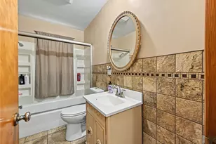 553 Judith Ln, Struthers, OH 44471 - Photo 12