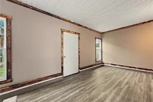 553 Judith Ln, Struthers, OH 44471 - Photo 10