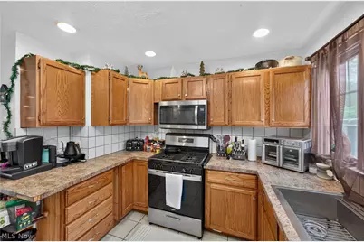 728 Wall Street, Akron, OH 44310 - Photo 14