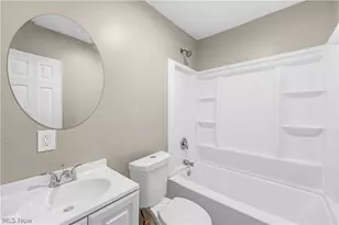 137 E Rosewood Ave, Akron, OH 44301 - Photo 10