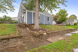 137 E Rosewood Ave, Akron, OH 44301 - Photo 1