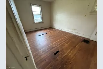 13809 Diana Avenue, Loveland, OH 44110 - Photo 14