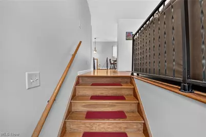 1729 Woodcrest Drive, Wooster, OH 44691 - Photo 8