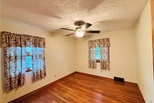 1551 Wilsonway Dr, Barberton, OH 44203 - Photo 18