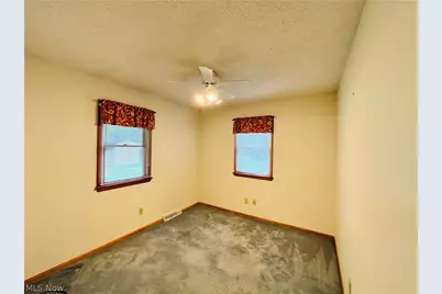 1551 Wilsonway Drive, Barberton, OH 44203 - Photo 14