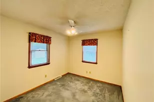 1551 Wilsonway Dr, Barberton, OH 44203 - Photo 14