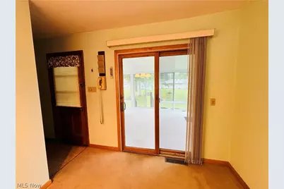 1551 Wilsonway Drive, Barberton, OH 44203 - Photo 10