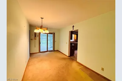 1551 Wilsonway Drive, Barberton, OH 44203 - Photo 8