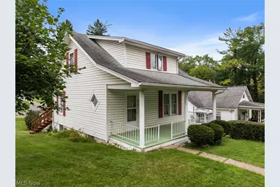 210 Maple Avenue, St Clairsville, OH 43950 - Photo 2