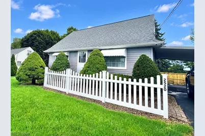 2520 Clarendon Avenue NW, Canton, OH 44708 - Photo 1