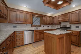 1431 Springhaven Cir NE, Massillon, OH 44646 - Photo 32