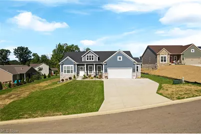 2487 Ledgestone Drive NW, Uniontown, OH 44685 - Photo 2