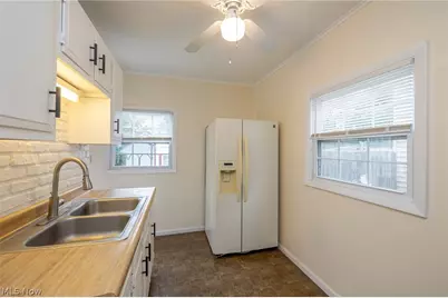 4443 Fulton Road, Loveland, OH 44144 - Photo 6