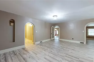 5873 Wadsworth Rd, Medina, OH 44256 - Photo 4