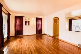 2176 10th St SW, Akron, OH 44314 - Photo 4