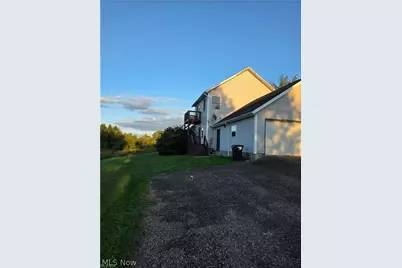 139 Meadowpark Drive, Cambridge, OH 43725 - Photo 2