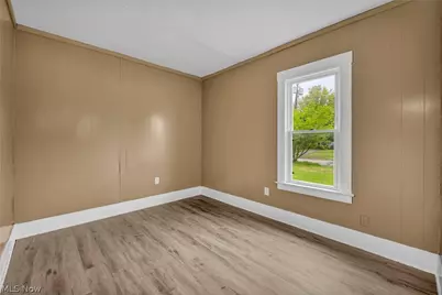 1714 Long Avenue, Lorain, OH 44052 - Photo 24