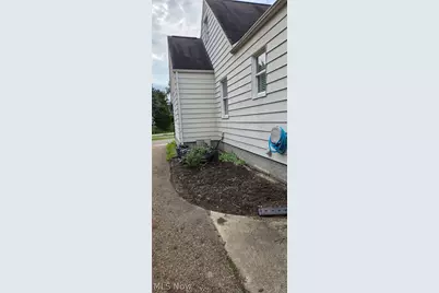1111 Colonial Boulevard NE, Canton, OH 44714 - Photo 8