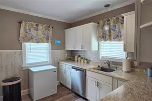 1111 Colonial Blvd NE, Canton, OH 44714 - Photo 18