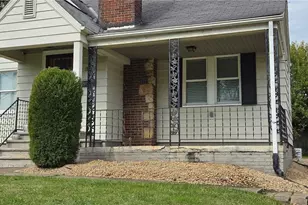 1111 Colonial Blvd NE, Canton, OH 44714 - Photo 4