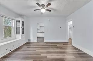 3209 W 92nd St, Loveland, OH 44102 - Photo 8