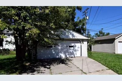 19701 Ormiston Avenue, Loveland, OH 44119 - Photo 2