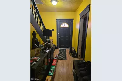 212 E Miller Avenue, Akron, OH 44301 - Photo 6
