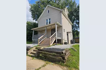 212 E Miller Avenue, Akron, OH 44301 - Photo 1