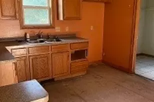 131 Ansel Rd, Geneva, OH 44041 - Photo 4