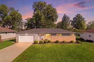 567 Twilight Dr, Green Hills, OH 44131 - Photo 1