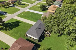 567 Twilight Dr, Green Hills, OH 44131 - Photo 32