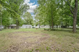 34561 Roberts Rd, Eastlake, OH 44095 - Photo 18