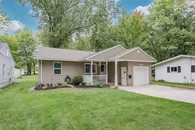 34561 Roberts Road, Eastlake, OH 44095 - Photo 2