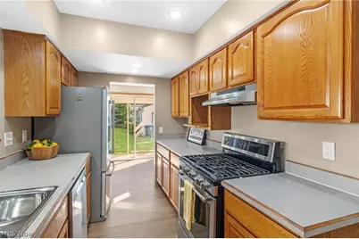 2644 Terrace Avenue, Akron, OH 44312 - Photo 2
