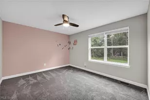 6823 Glendale Rd, North Ridgeville, OH 44039 - Photo 22