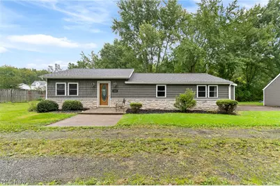 1314 Mattie Street SE, Canton, OH 44707 - Photo 1