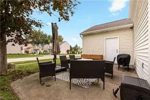 1095 Bennington Ct, Akron, OH 44312 - Photo 24