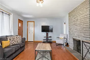695 Moore Ave, Campbell, OH 44405 - Photo 12