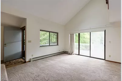 2143 Pinebrook Trail, Cuyahoga Falls, OH 44223 - Photo 8