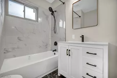 1515 Orchard Grove Avenue, Oakwood, OH 44107 - Photo 10