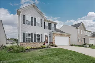 38772 Congressional Ln, Willoughby, OH 44094 - Photo 2