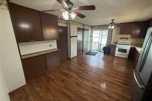 14095 Washington Ave SW, Newcomerstown, OH 43832 - Photo 6